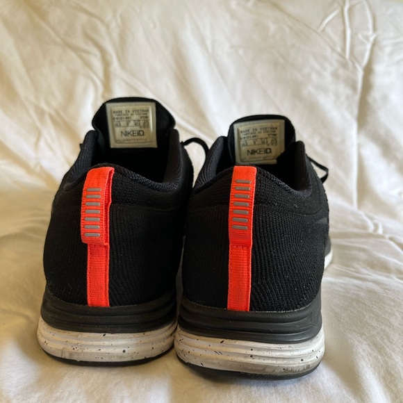 👟👌🏼💕Excellent Condition Nike Sneakers in black and reddish coral - Picture 6 of 9